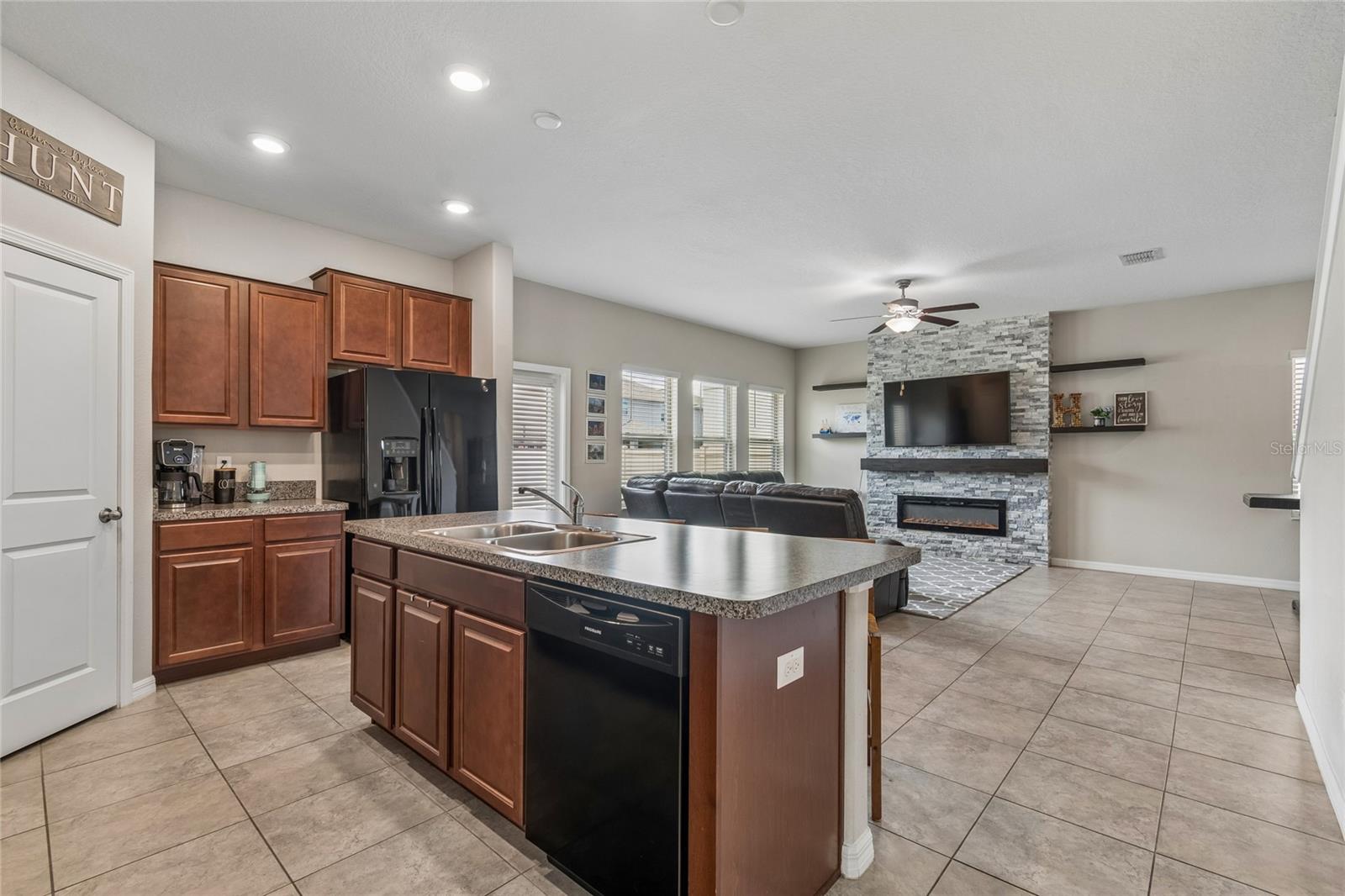 CONNERTON VILLAGE 2 PRCL 218 PH 1A - Residential