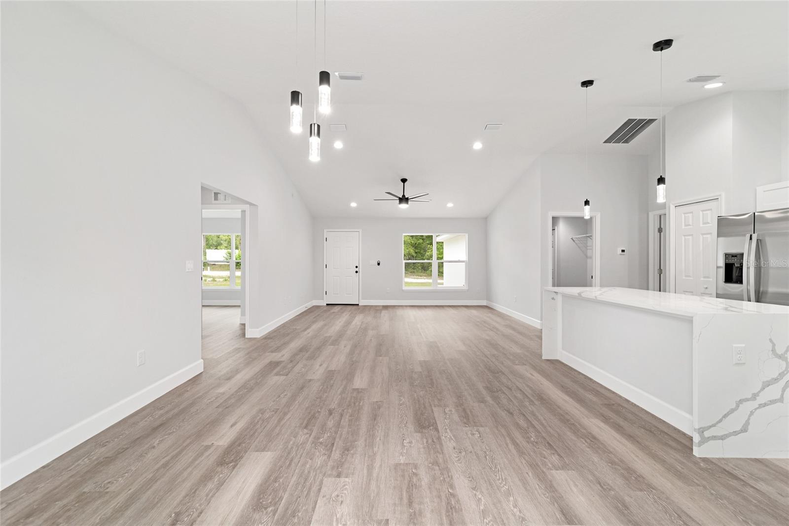 RAINBOW PARK UN #2 - Residential