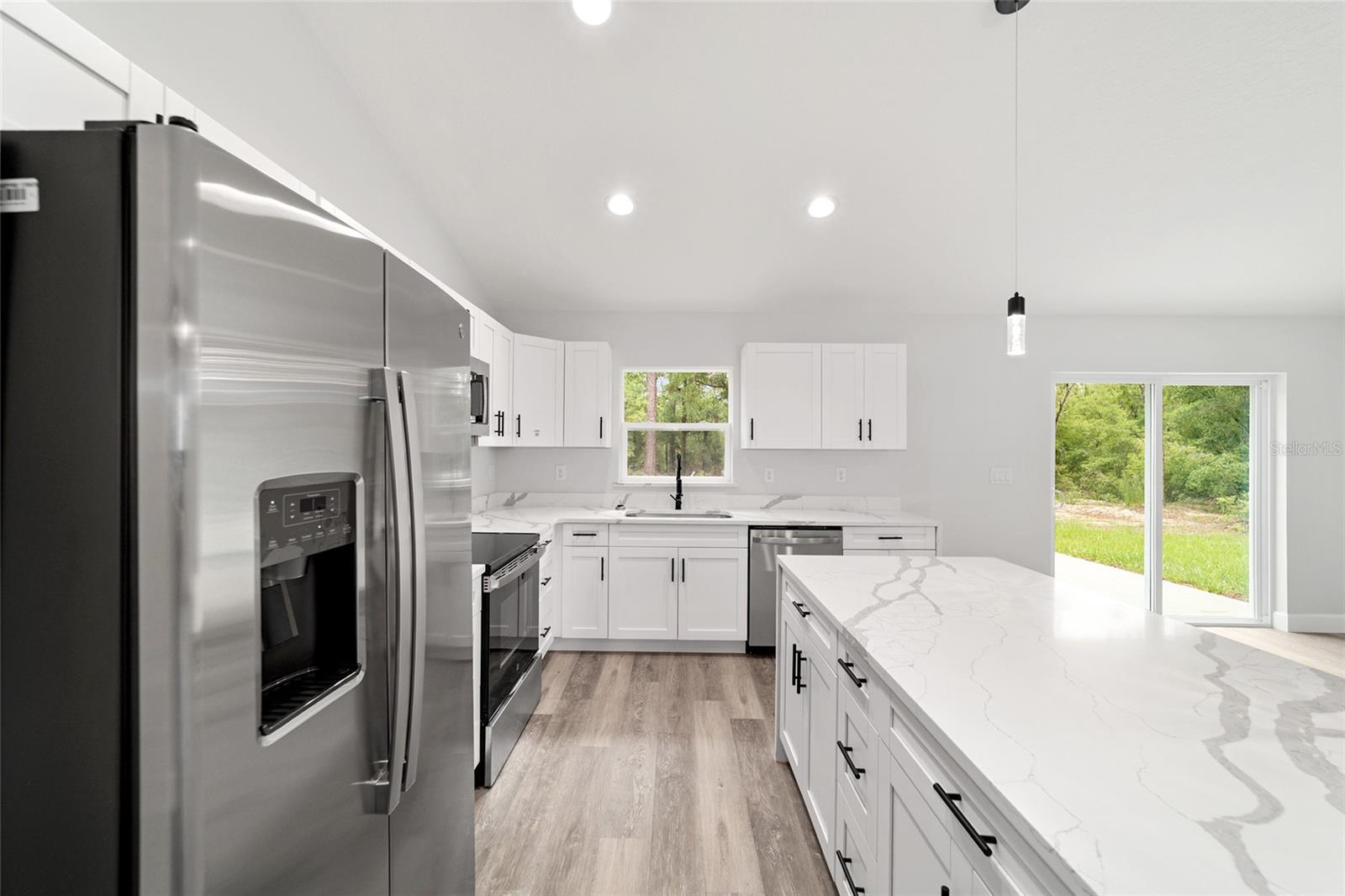 RAINBOW PARK UN #2 - Residential