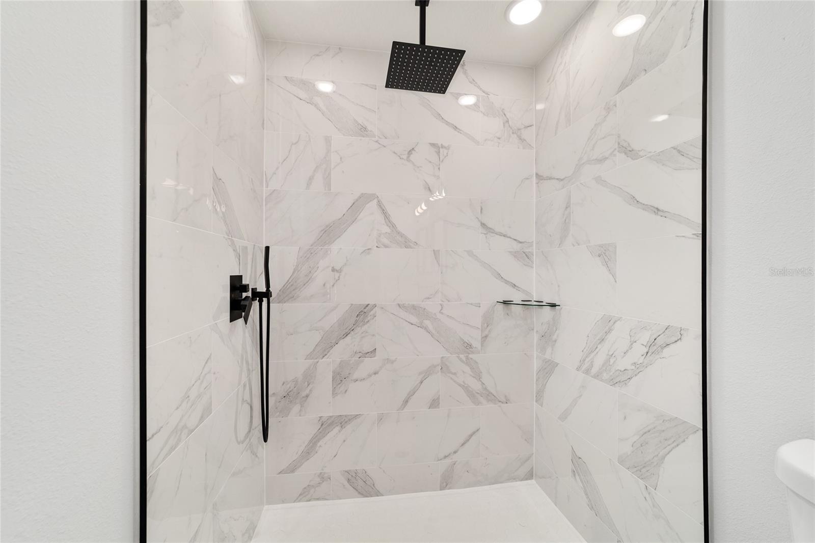 RAINBOW PARK UN #2 - Residential