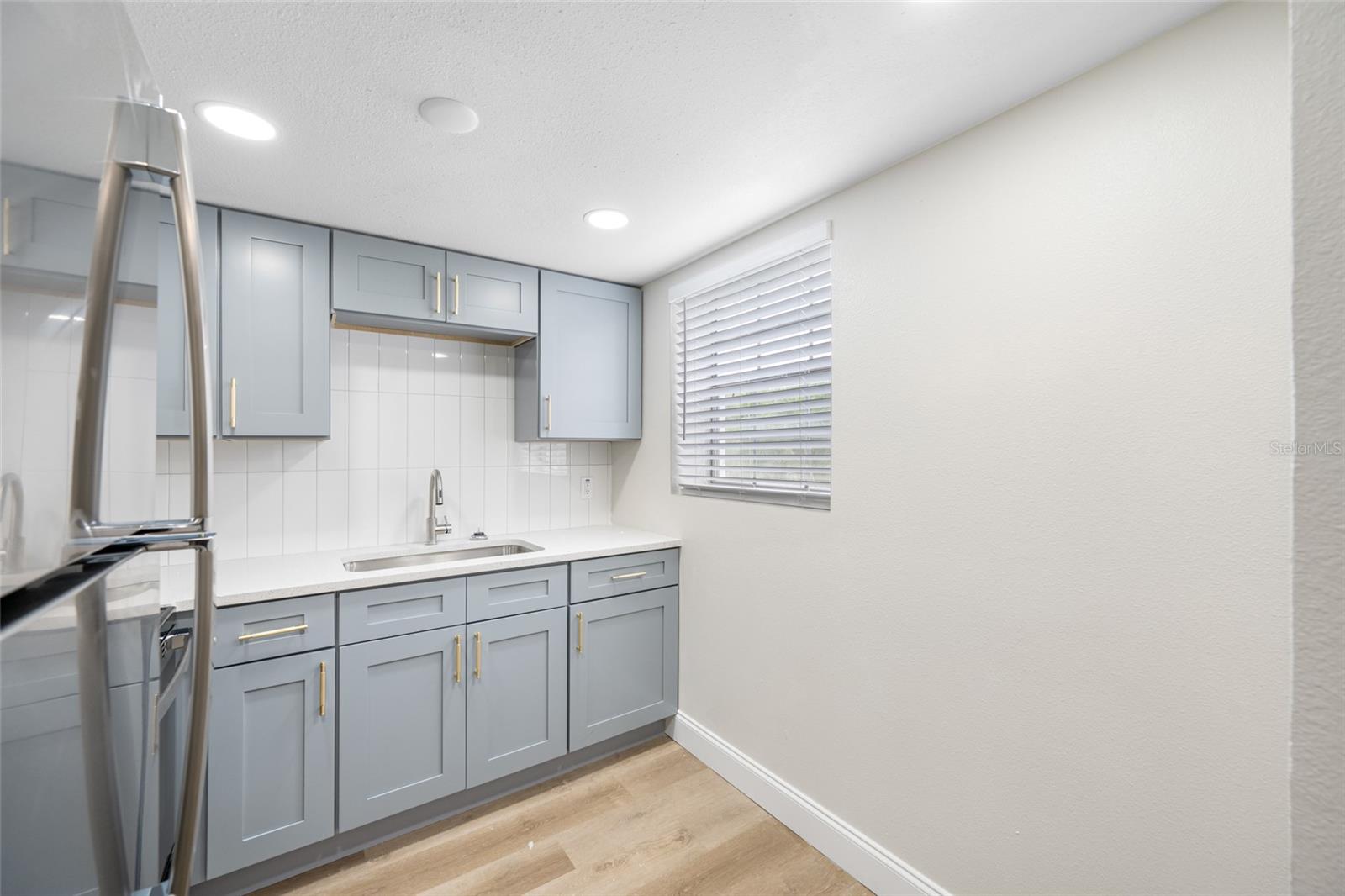155 E DAVIS BOULEVARD 5