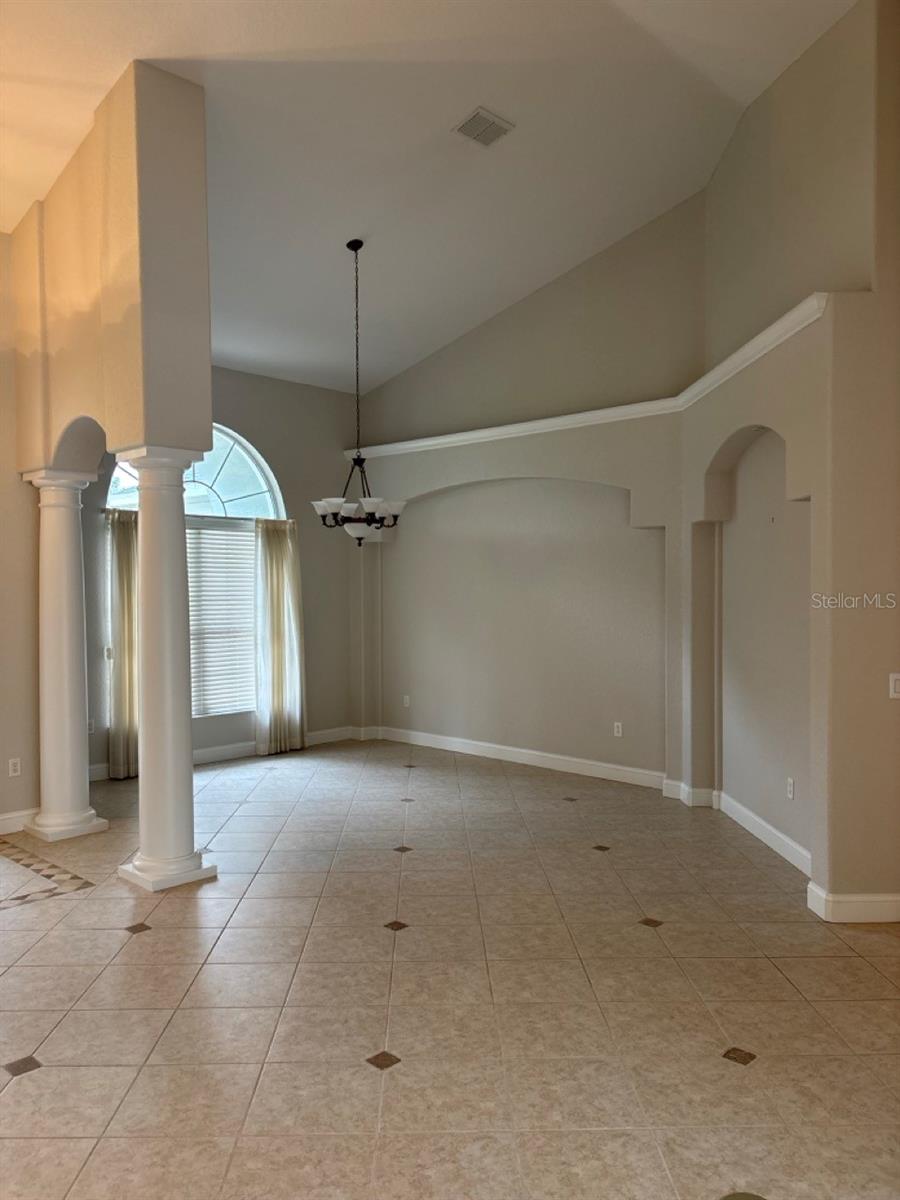 LAUREL WOOD - Residential