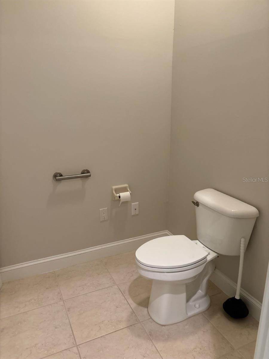 LAUREL WOOD - Residential