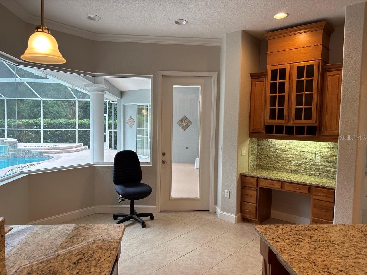 LAUREL WOOD - Residential