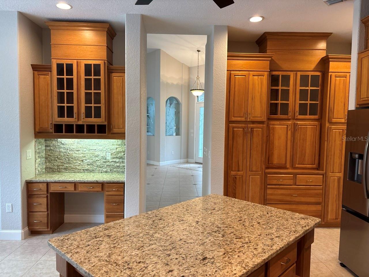 LAUREL WOOD - Residential