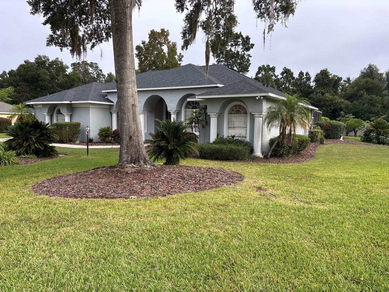 LAUREL WOOD - Residential