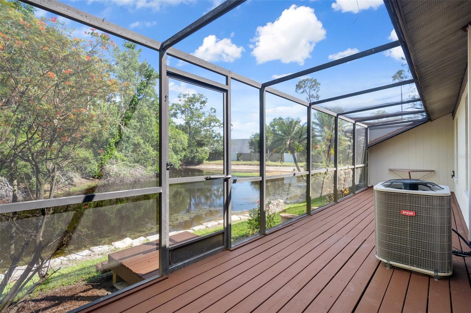 CARROLLWOOD SPRGS CLUSTER HMS - Residential