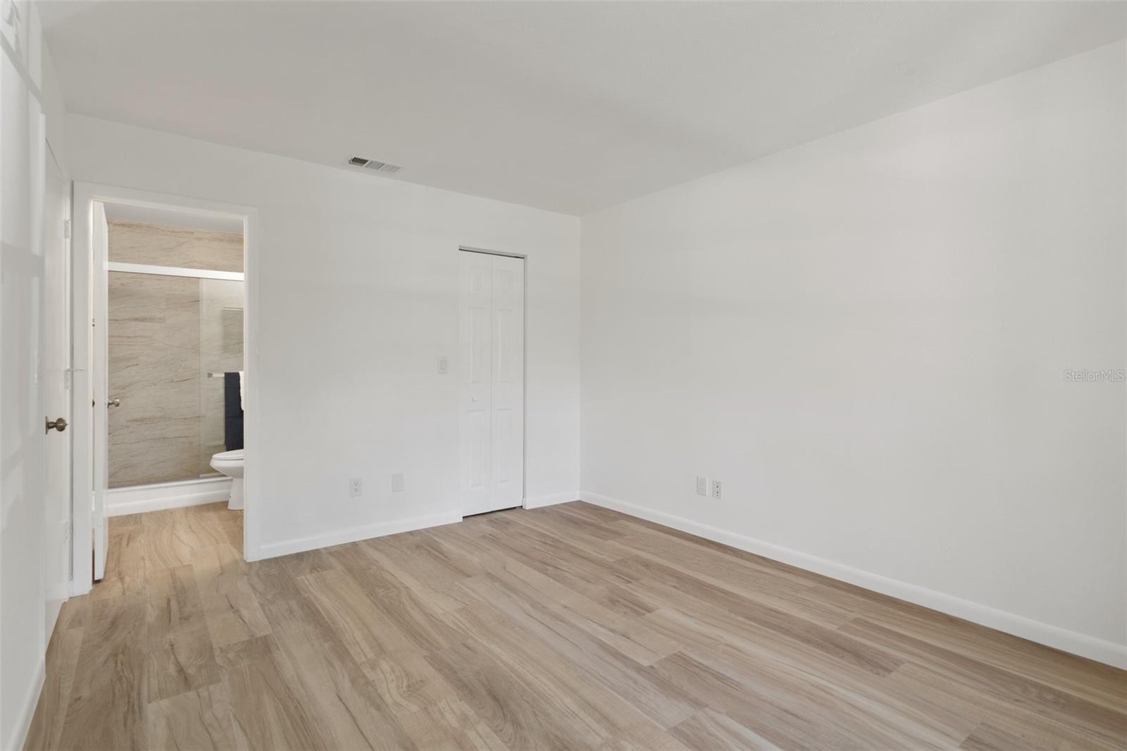 CARROLLWOOD SPRGS CLUSTER HMS - Residential