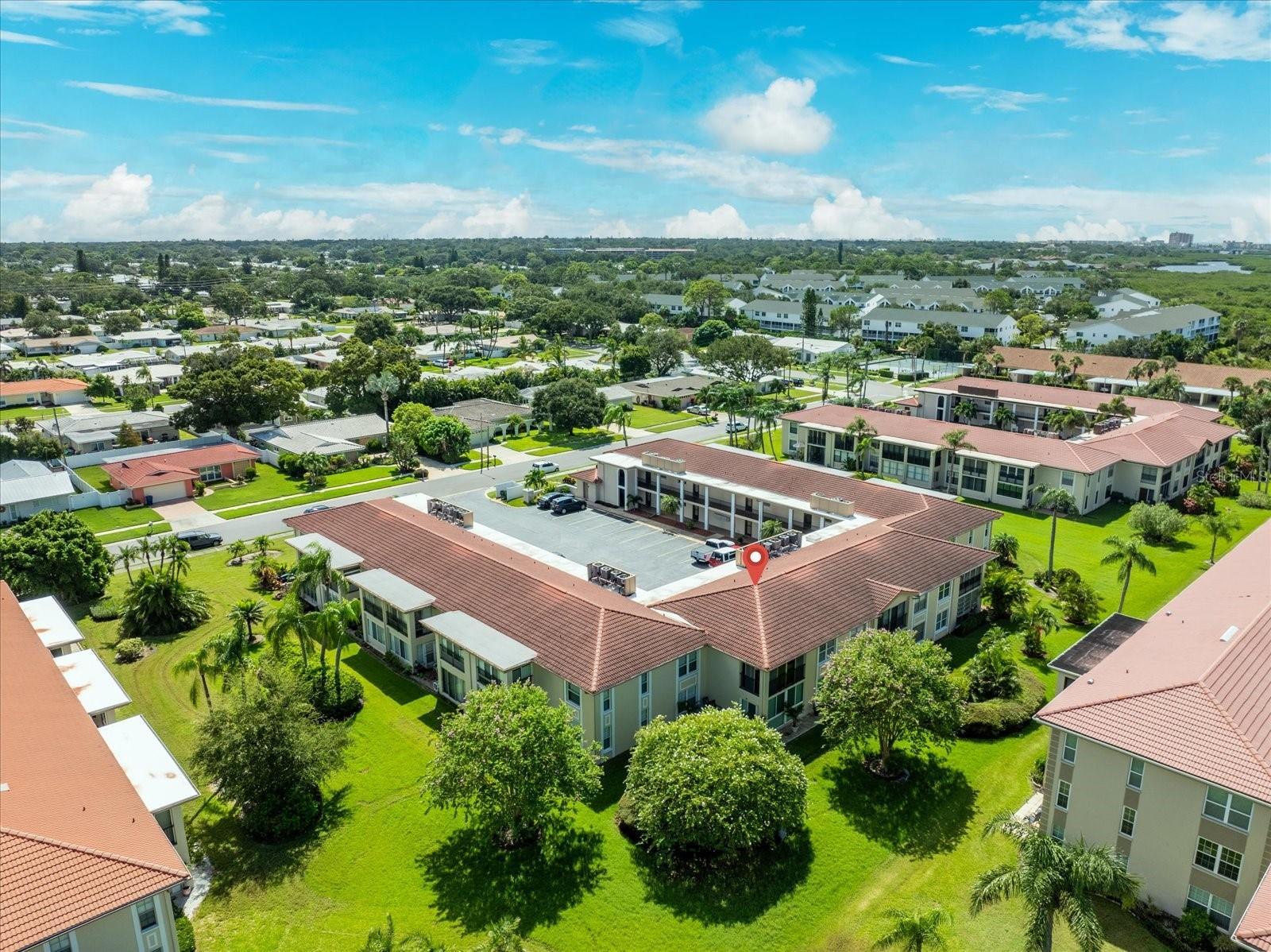 IMPERIAL POINT CONDO - Residential