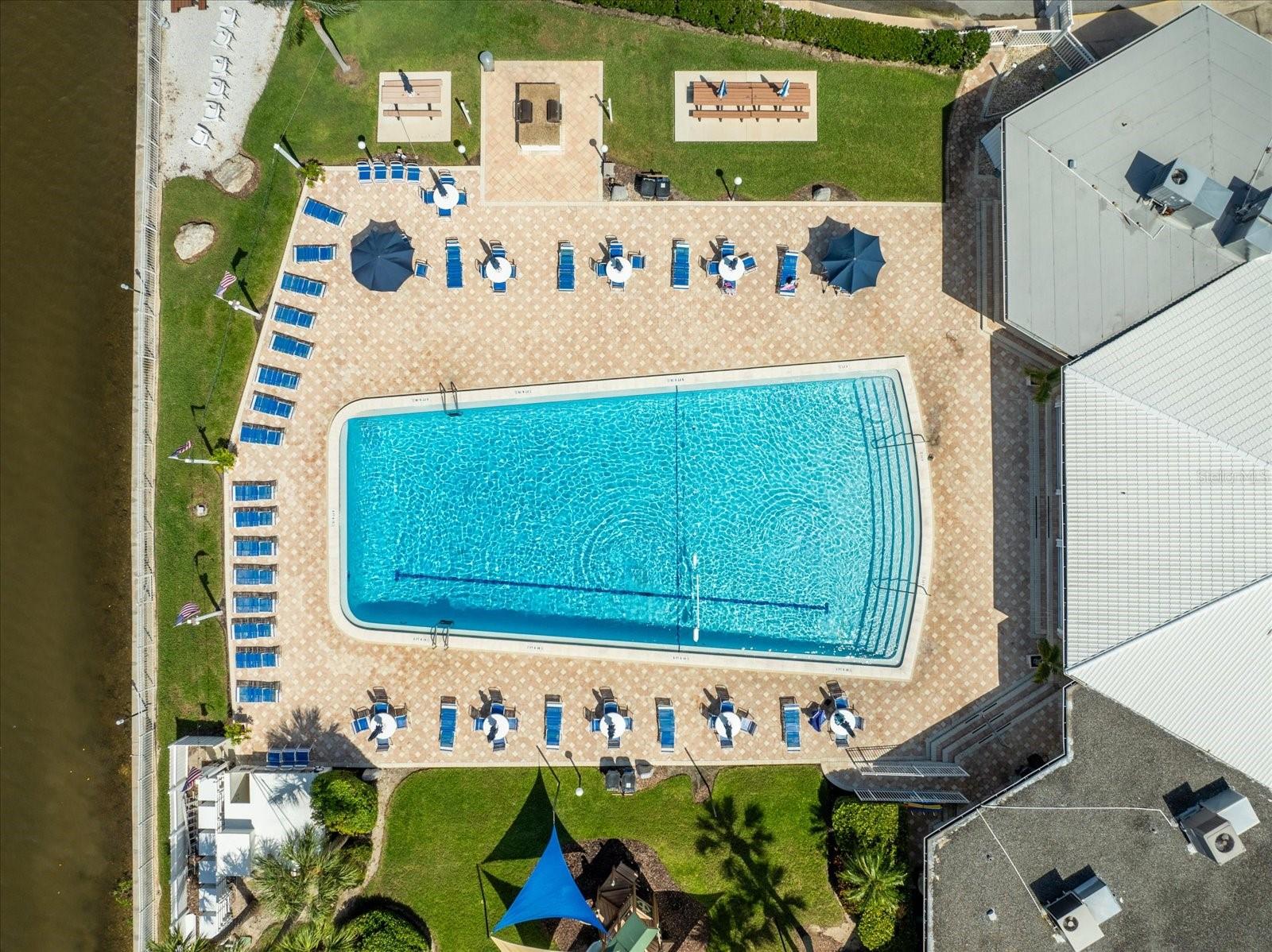 IMPERIAL POINT CONDO - Residential