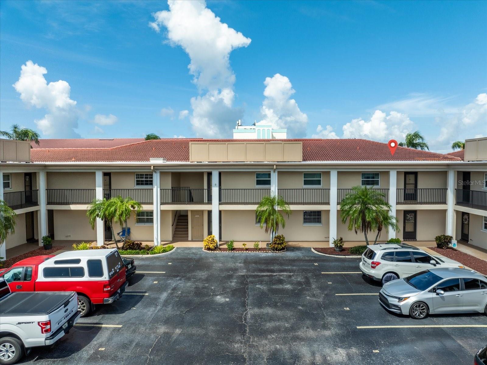 IMPERIAL POINT CONDO - Residential