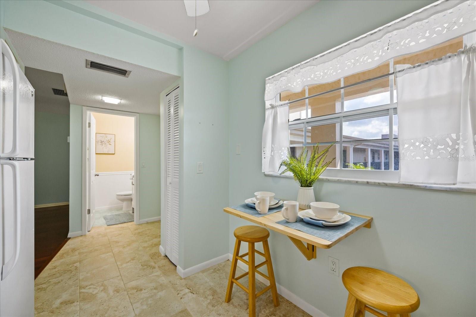 IMPERIAL POINT CONDO - Residential