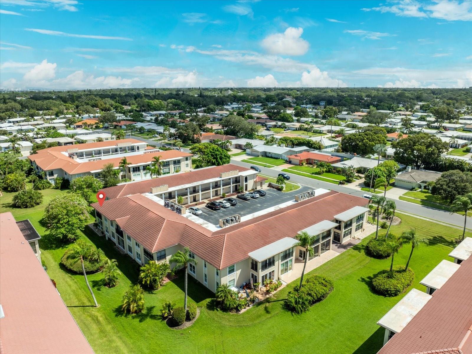 IMPERIAL POINT CONDO - Residential
