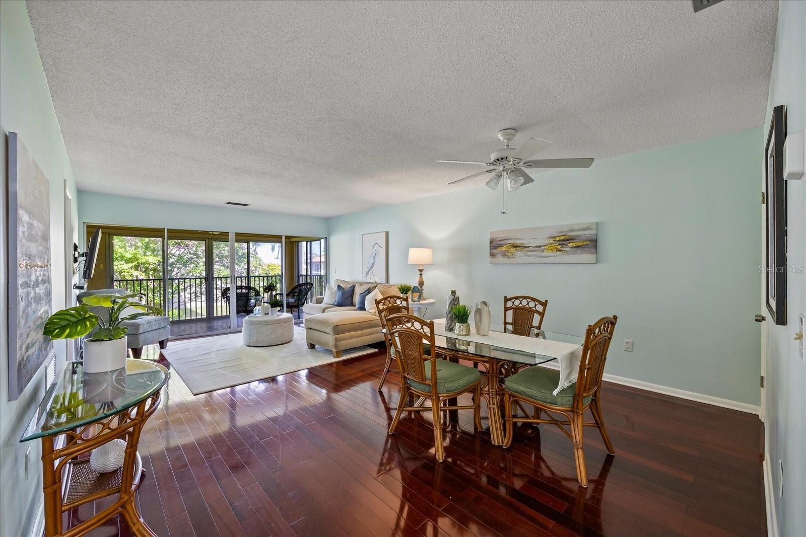 IMPERIAL POINT CONDO - Residential