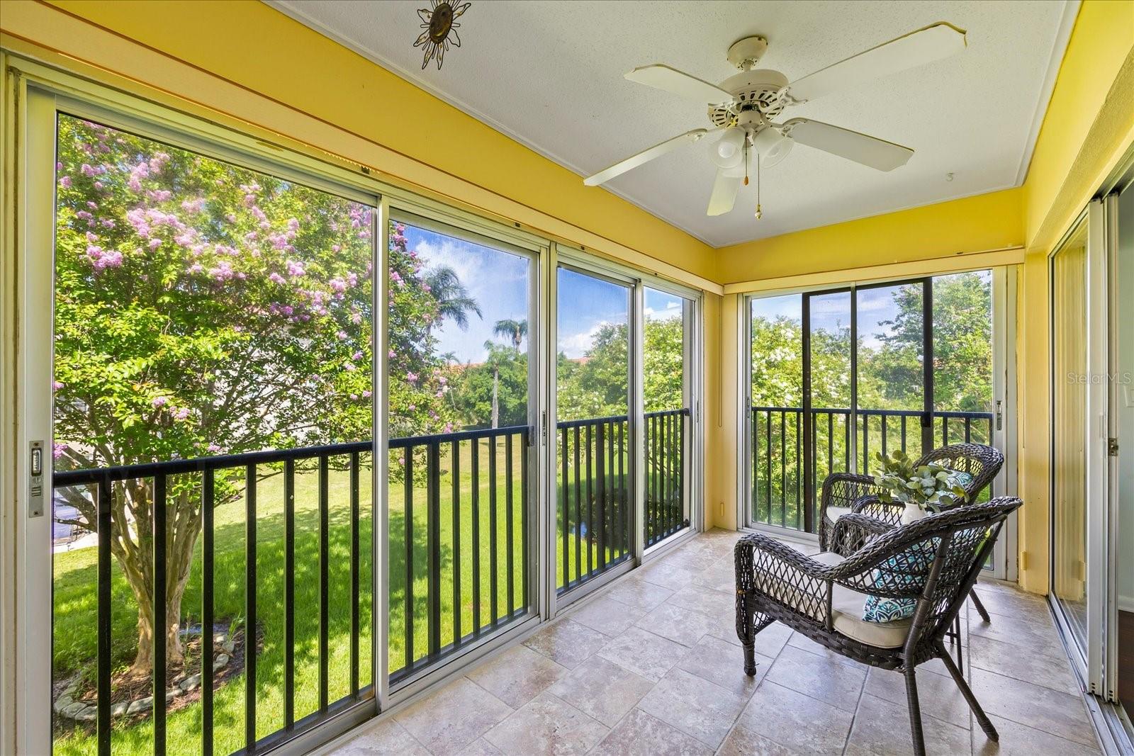 IMPERIAL POINT CONDO - Residential