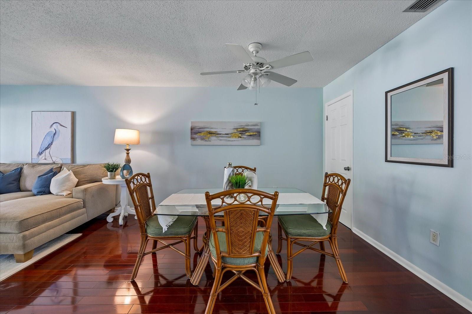 IMPERIAL POINT CONDO - Residential