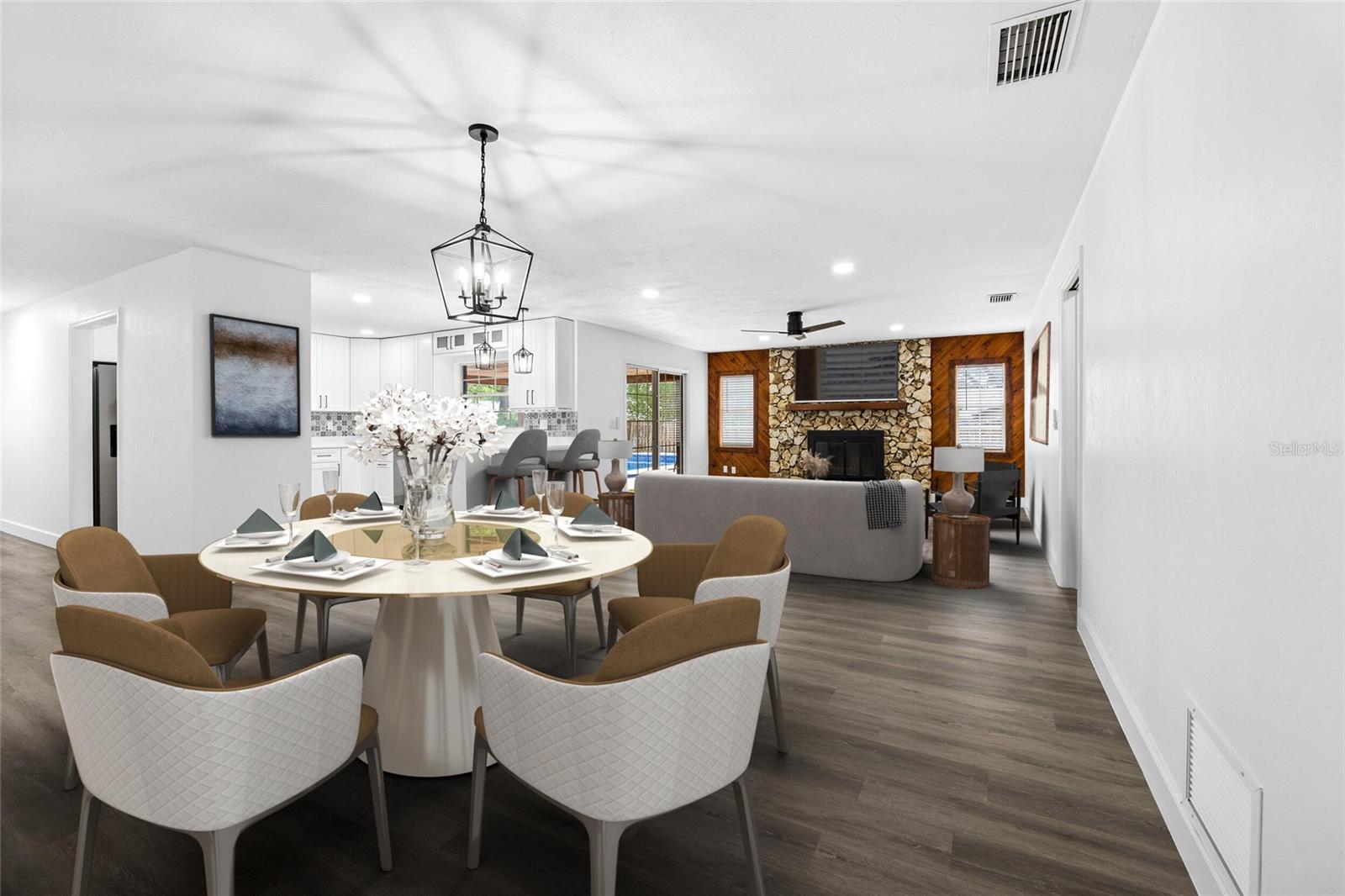 COUNTRY ESTATE - Residential