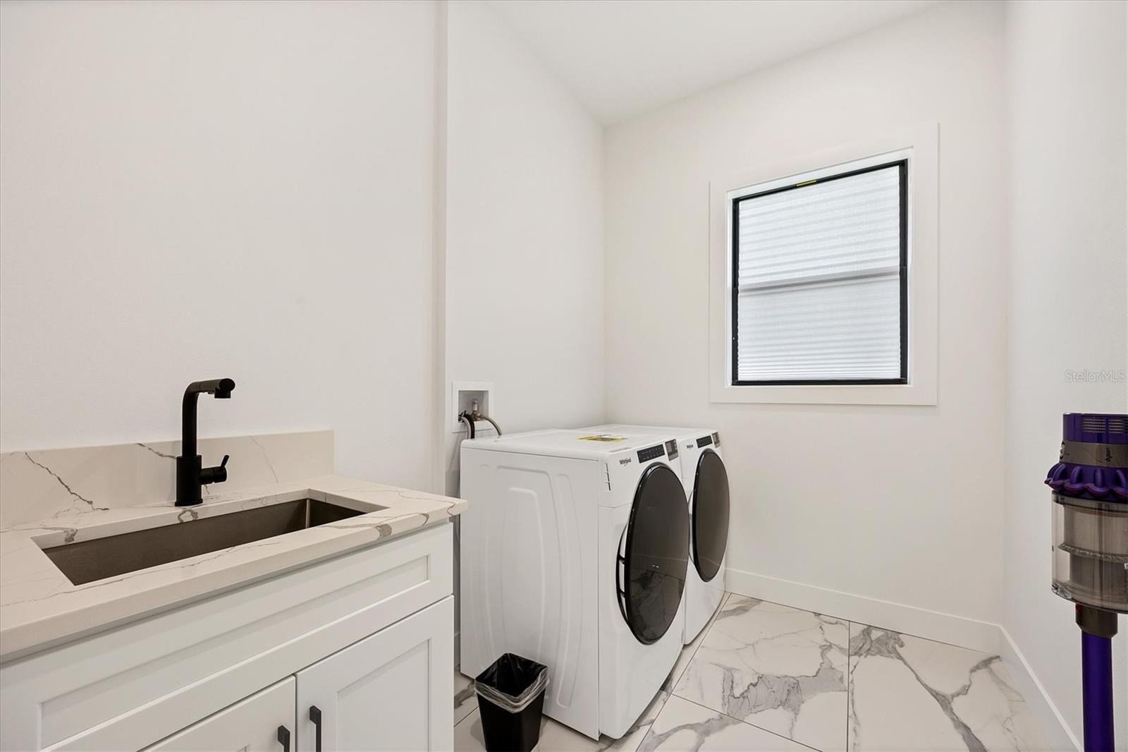 ROTONDA WEST WHITE MARSH - Residential