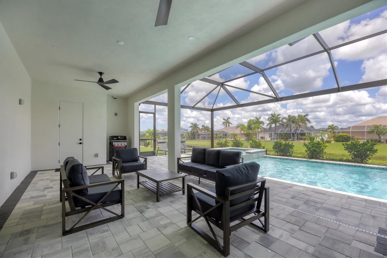 ROTONDA WEST WHITE MARSH - Residential