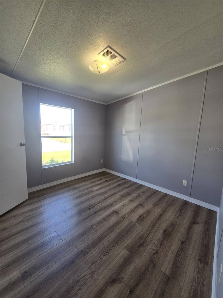 PHOENIX 02 PH 01 - Residential Lease