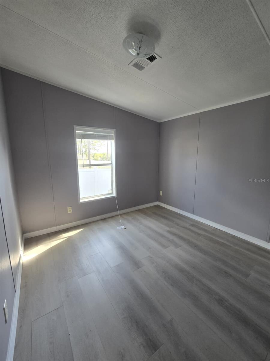 PHOENIX 02 PH 01 - Residential Lease