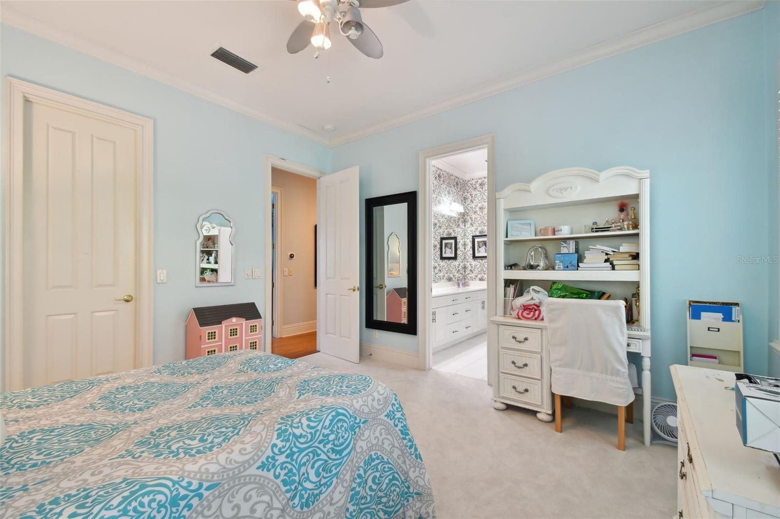 CELEBRATION VILLAGE UNIT 2 - Residential