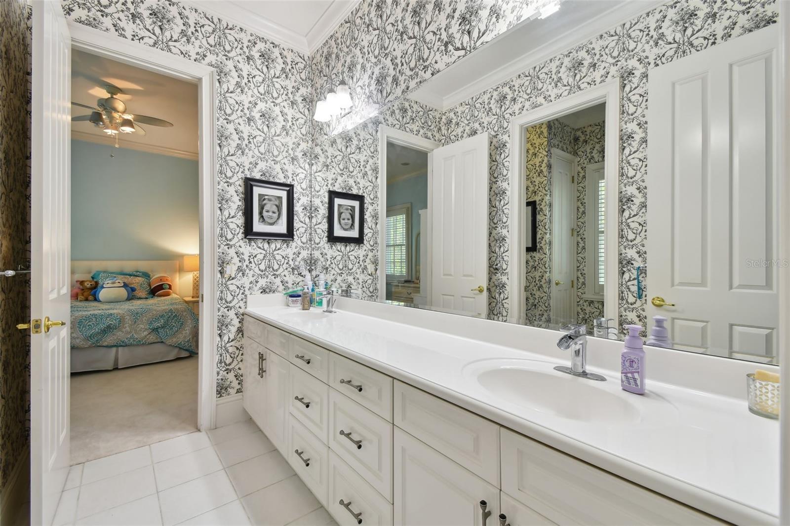 CELEBRATION VILLAGE UNIT 2 - Residential