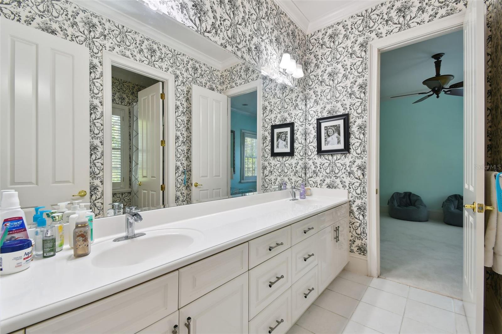 CELEBRATION VILLAGE UNIT 2 - Residential