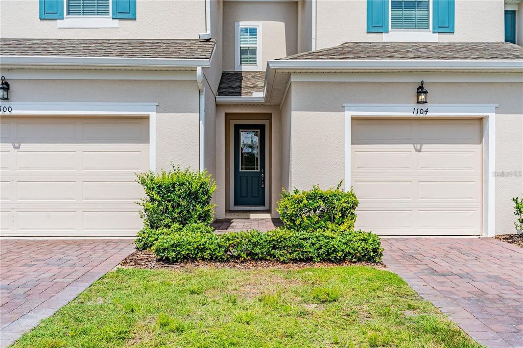 Photo of 1104 Lakeshore Breeze Place, Kissimmee, FL 34747 (MLS # O6402729)