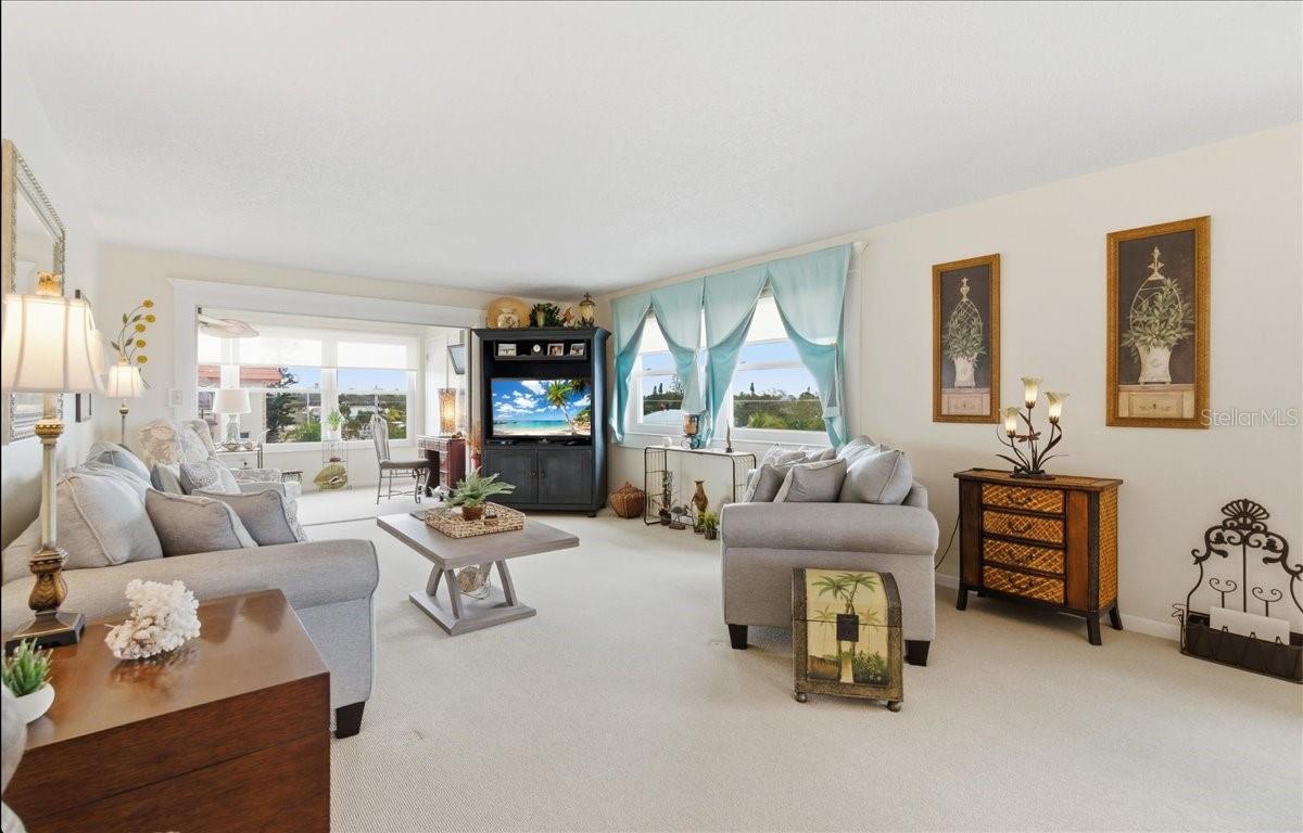 TOWN SHORES OF GULFPORT - Residential