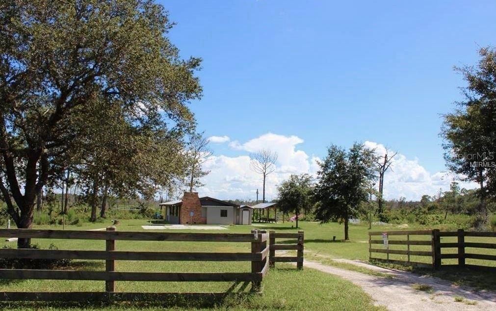 ROYAL TRAILS UNIT #1 - Land