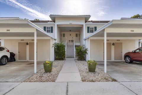 815 MONTROSE DRIVE 103 VENICE FL 34293