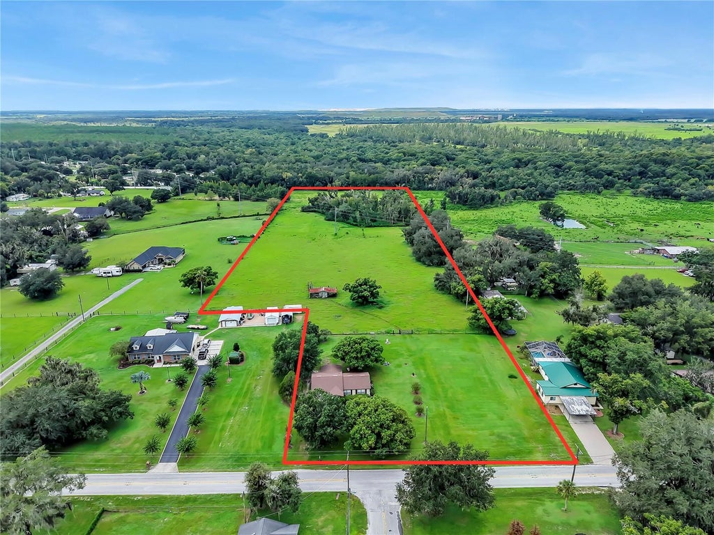 Photo of 4310 Turner Road, Mulberry, FL 33860 (MLS # L4964942)