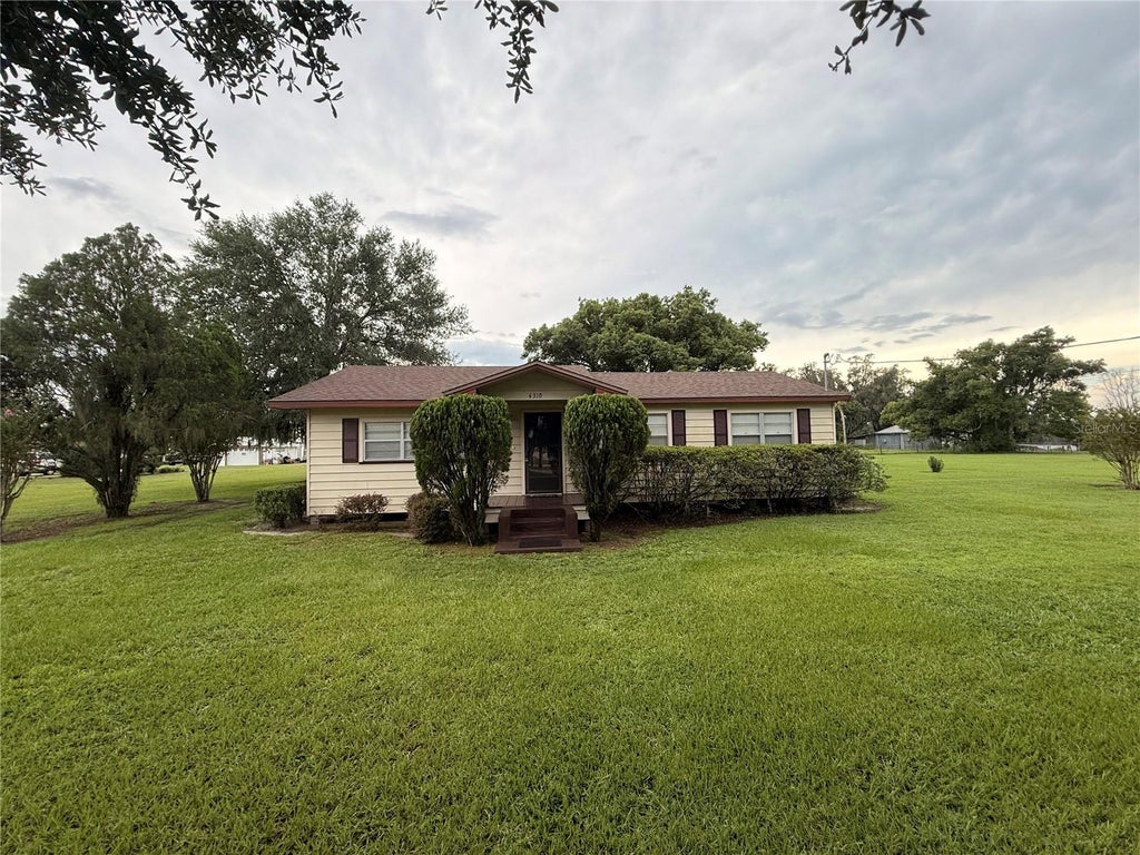 Photo of 4310 Turner Road, Mulberry, FL 33860 (MLS # L4964942)