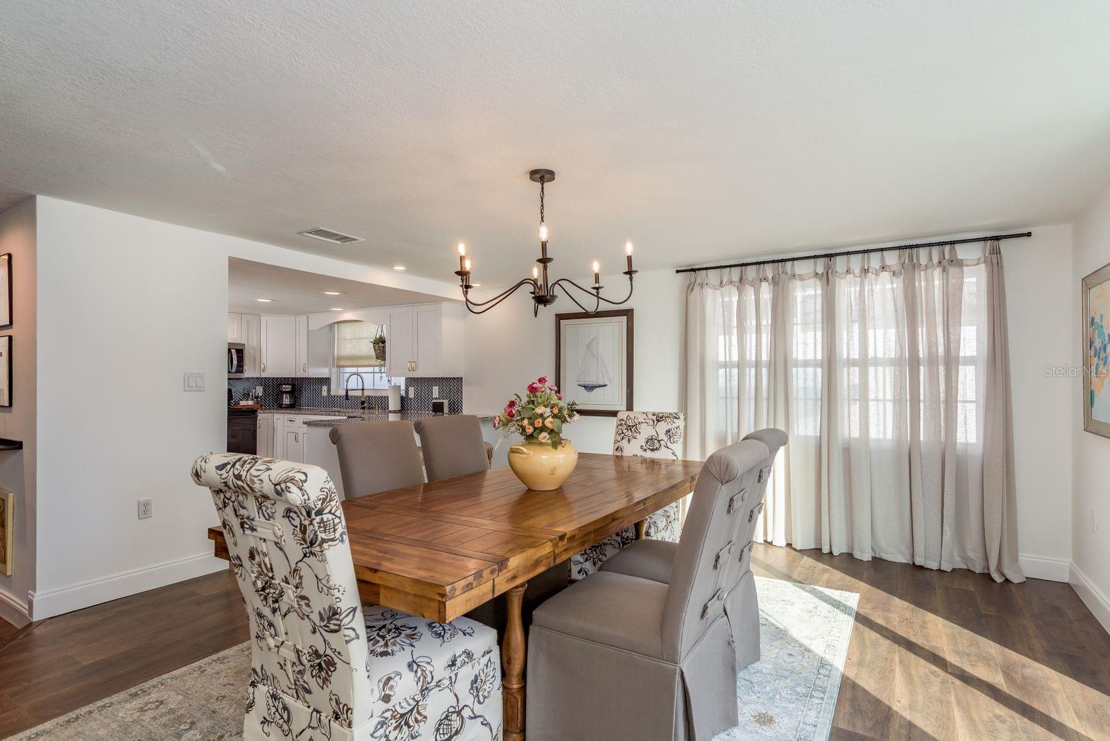 REGENCY PARK - Residential