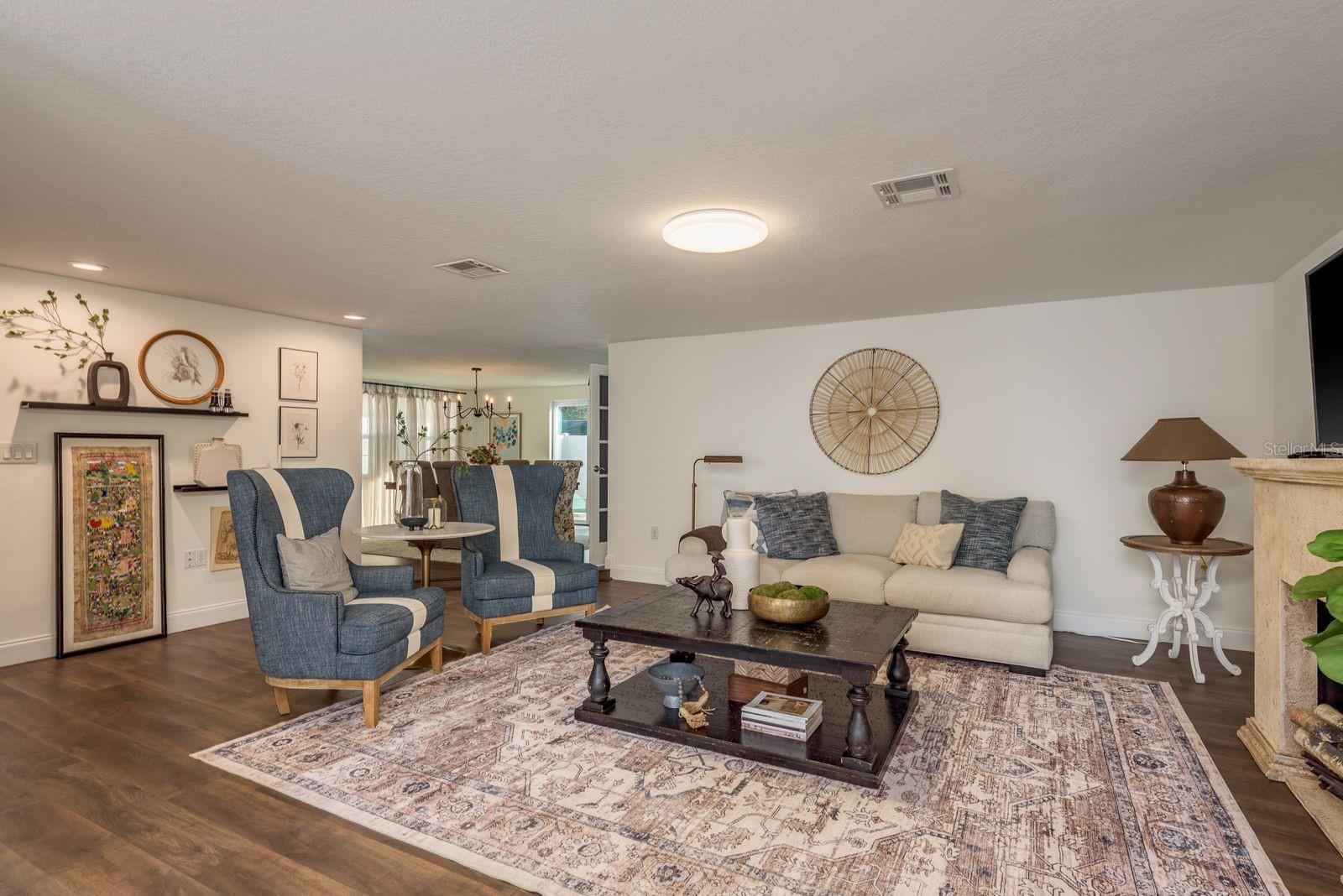 REGENCY PARK - Residential