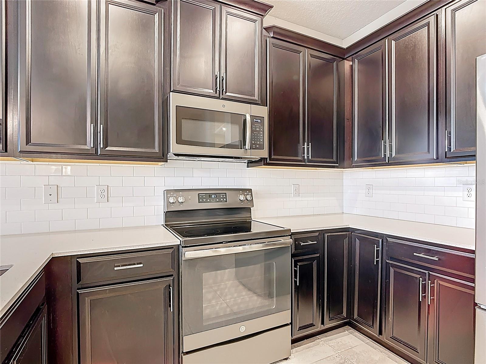 STOREY LAKE TR K - Residential