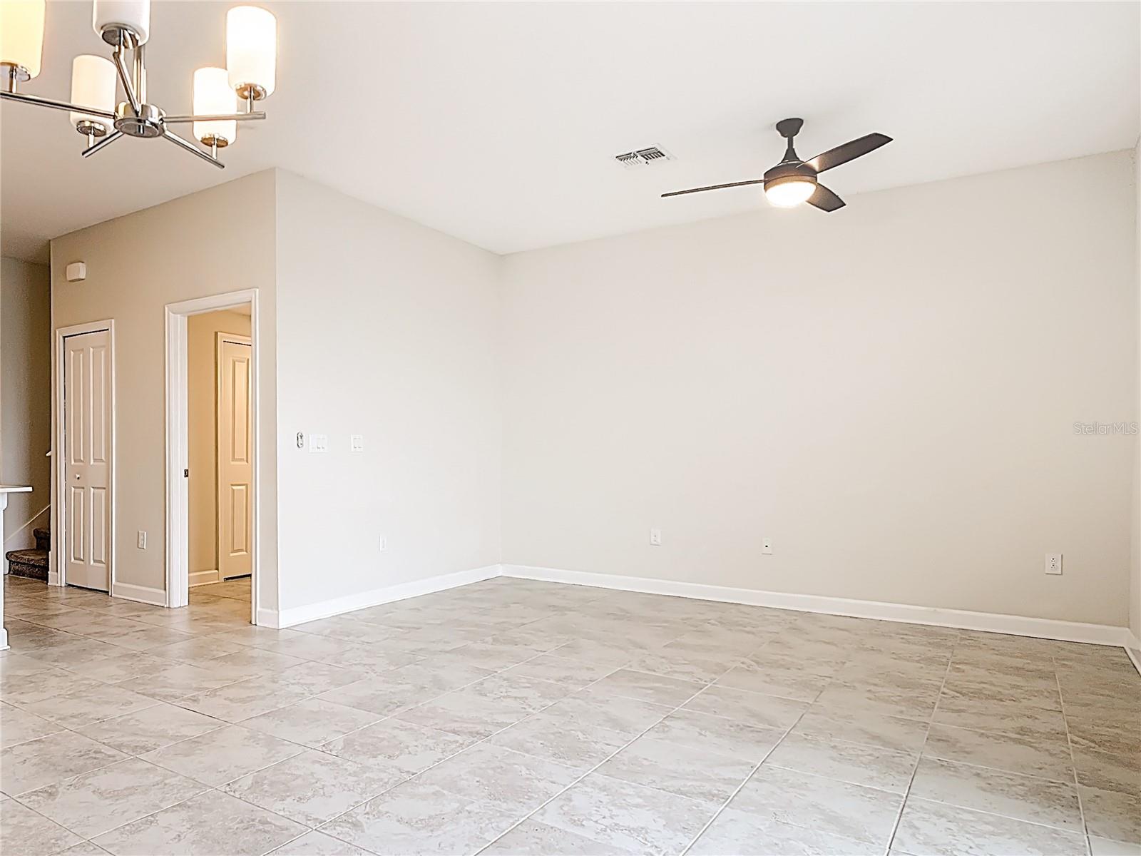 STOREY LAKE TR K - Residential