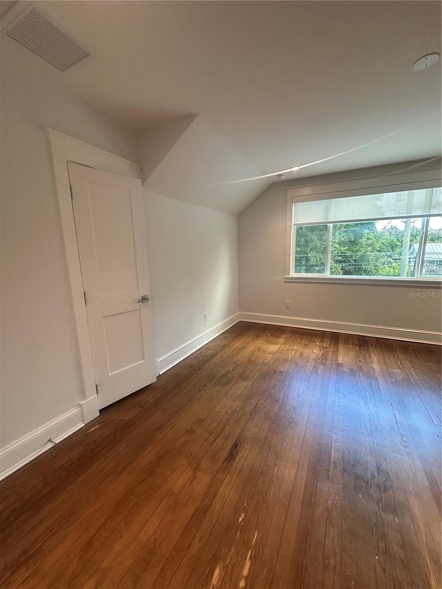 TRINITY DOWNTOWN REP - Residential Lease