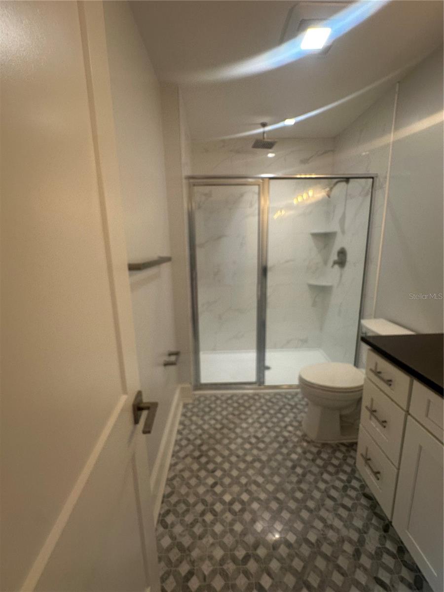 TRINITY DOWNTOWN REP - Residential Lease