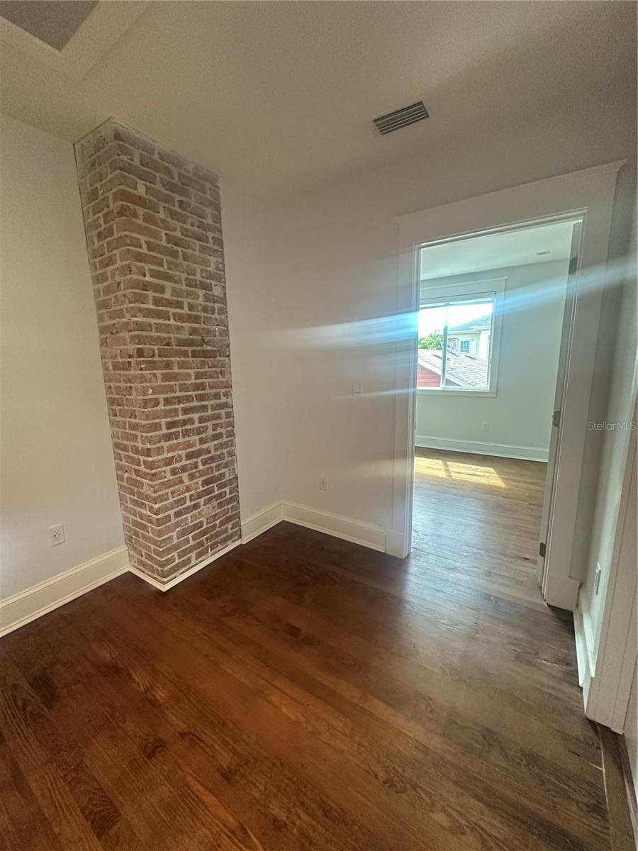 TRINITY DOWNTOWN REP - Residential Lease