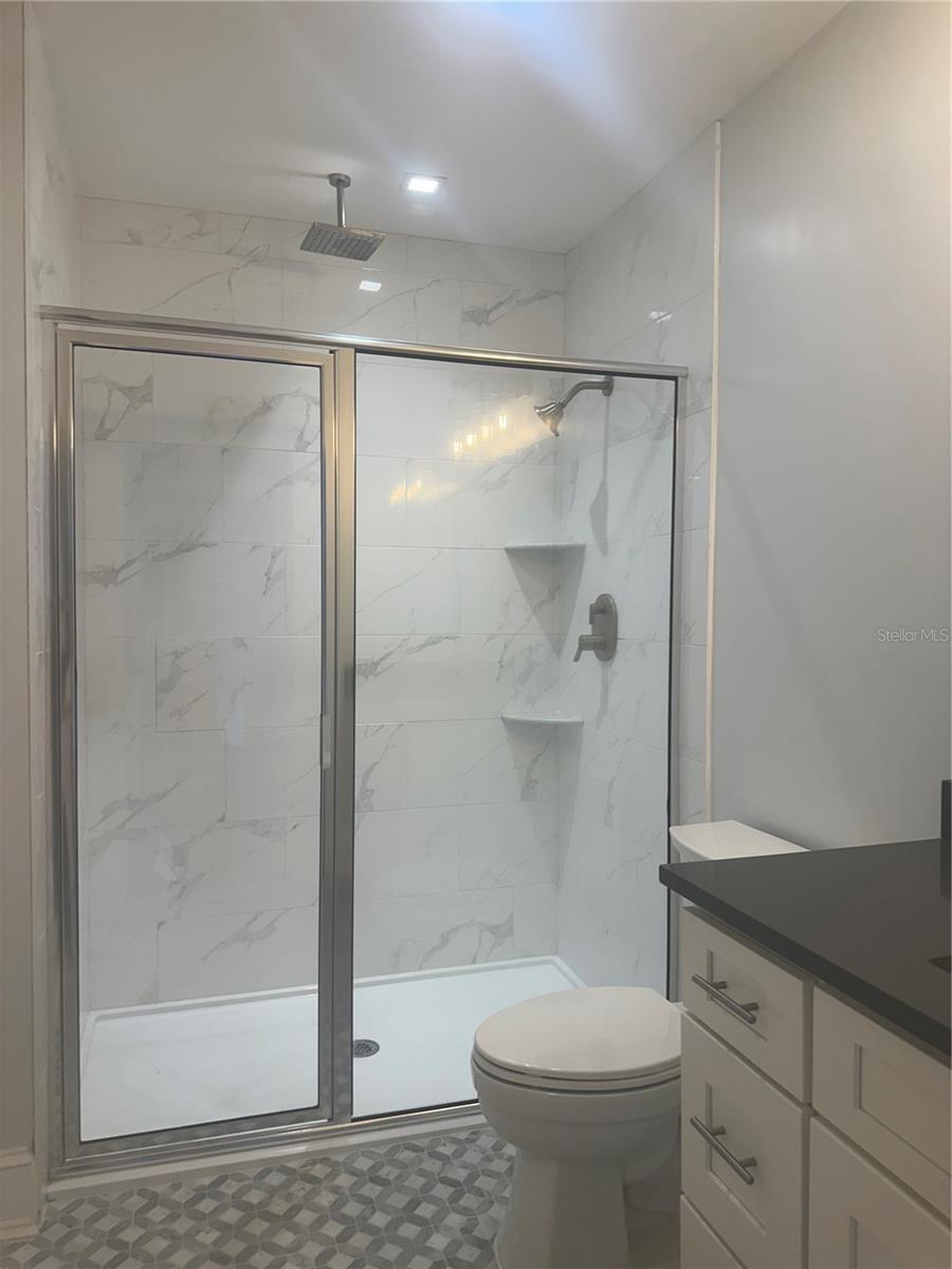 TRINITY DOWNTOWN REP - Residential Lease