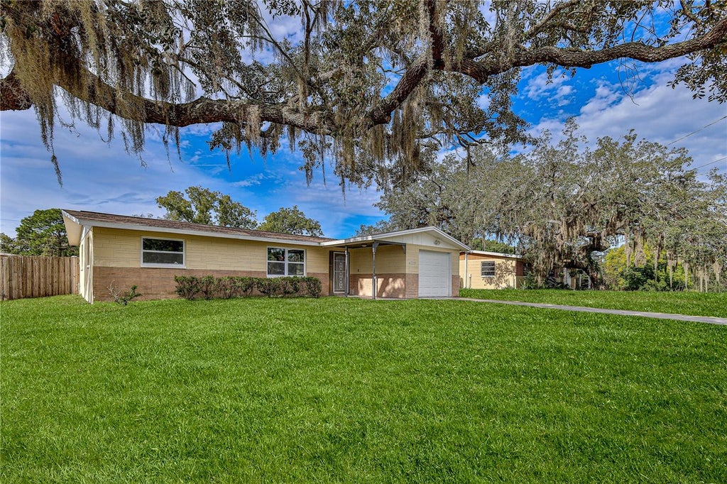 Photo of 4059 Sugarfoot Drive, Spring Hill, FL 34606 (MLS # W7889976)