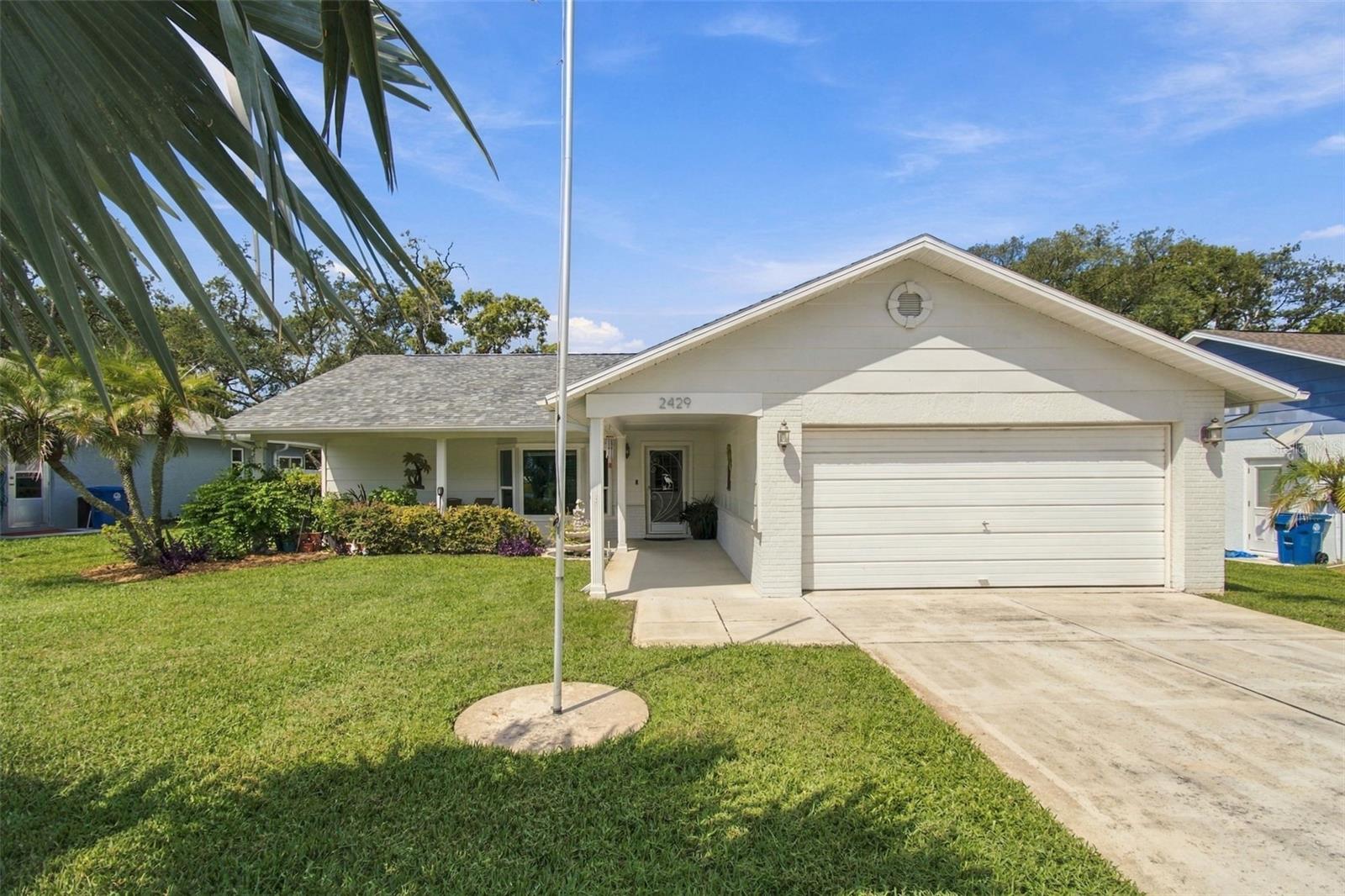 2429 BIRDIE LANE