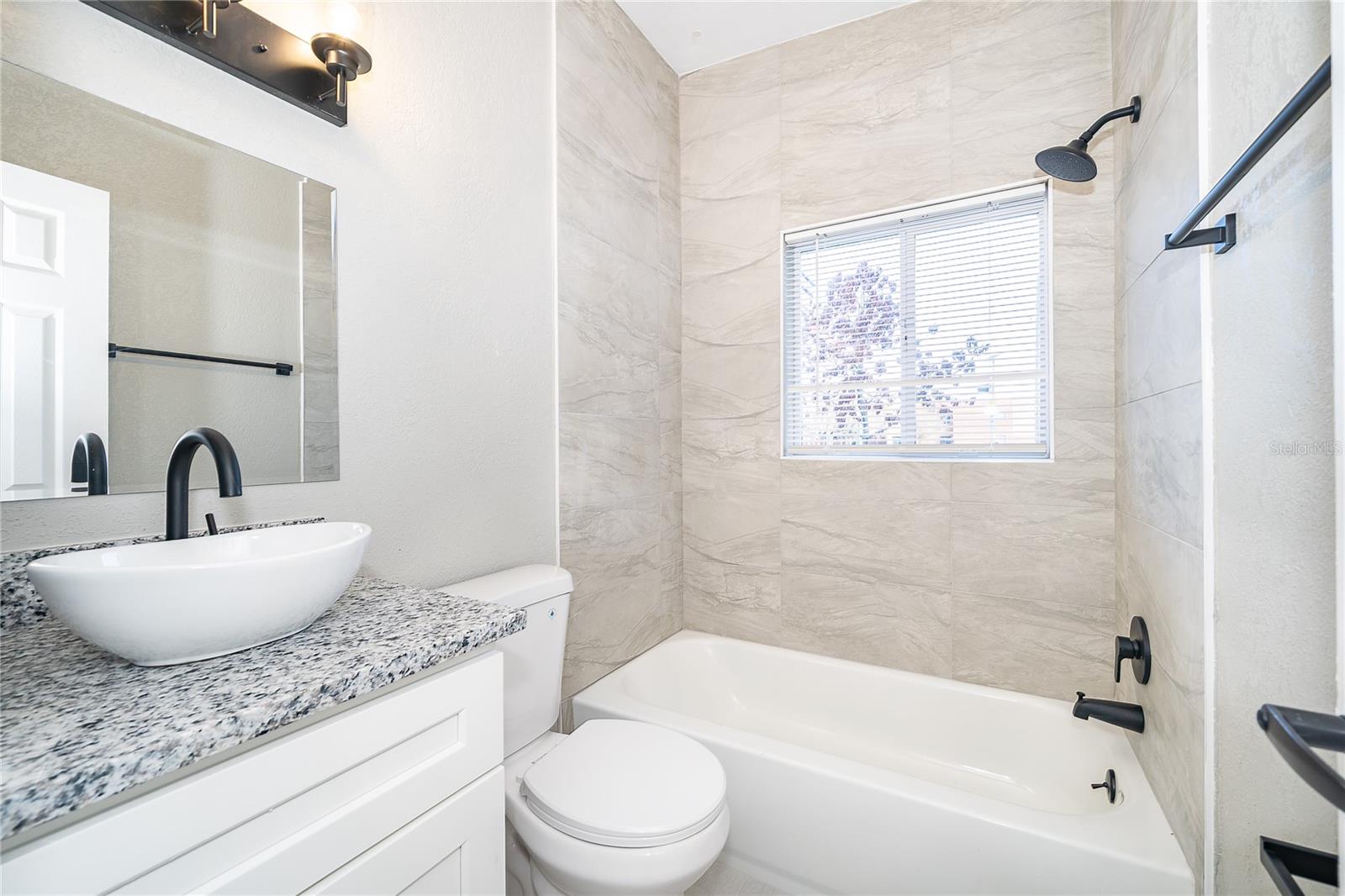 COUNTRY CLUB MANOR UNIT 1 - Residential