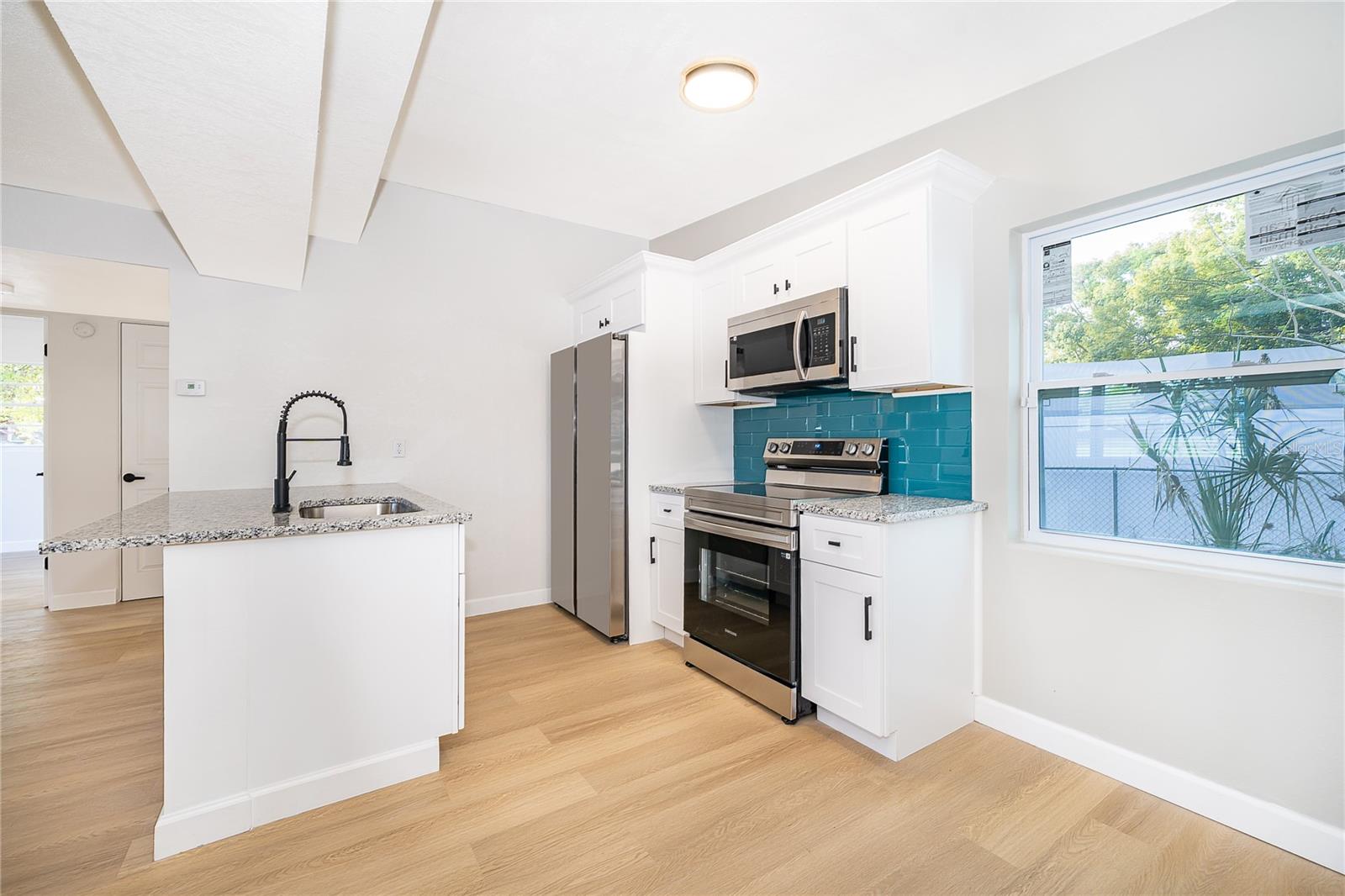 COUNTRY CLUB MANOR UNIT 1 - Residential