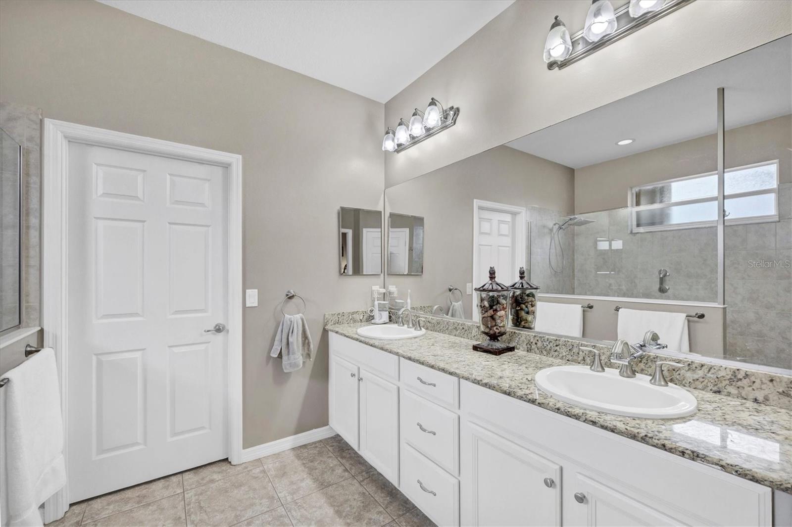 STONE WALK - Residential