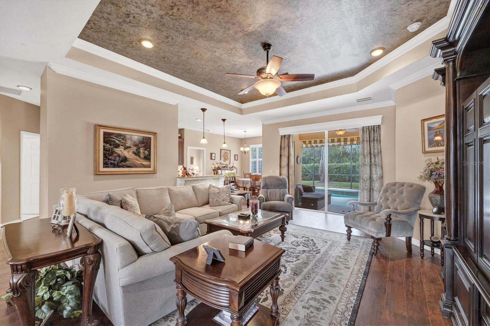 STONE WALK - Residential