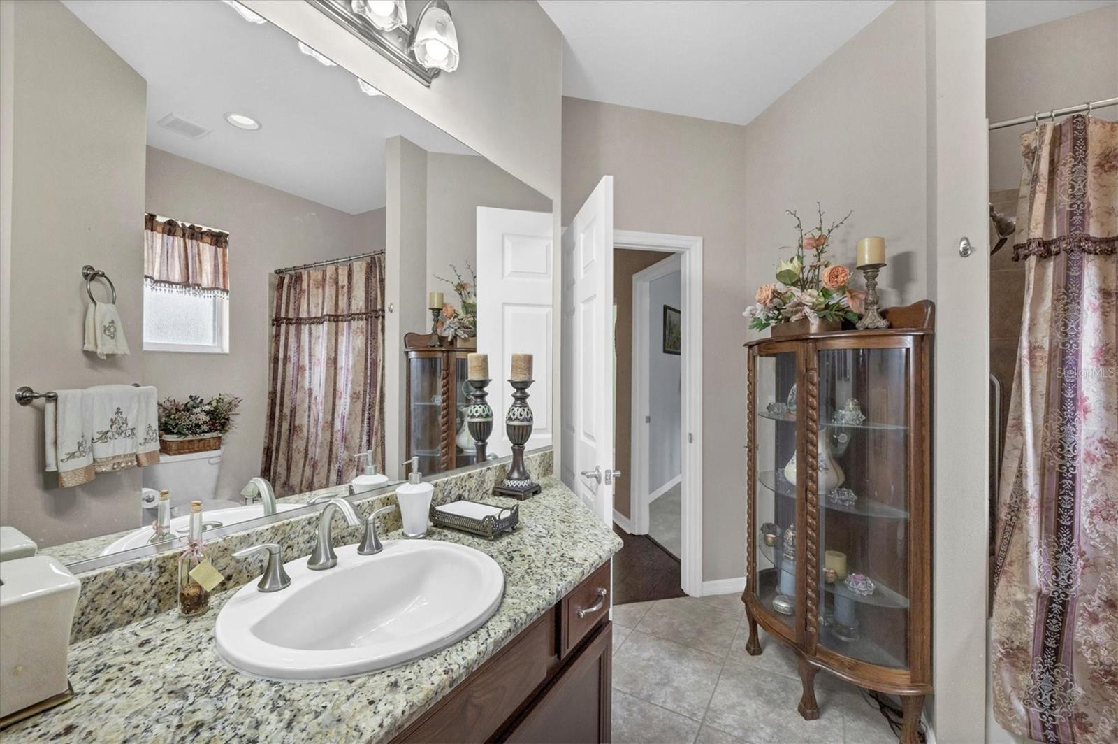 STONE WALK - Residential