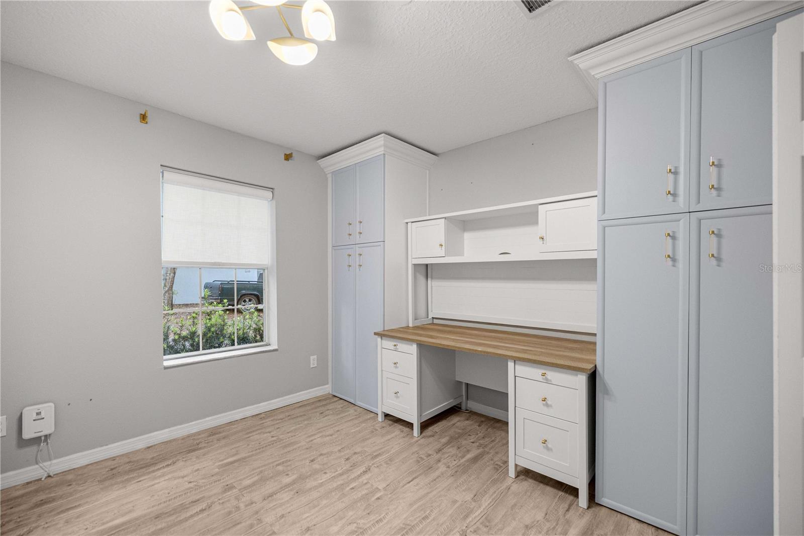 OCALA PARK ESTATE - Residential